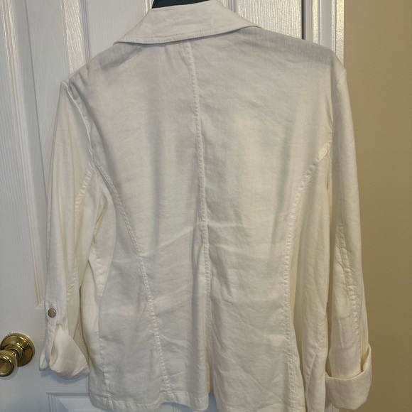 Chico's Classic Linen Blazer - Picture 2 of 7